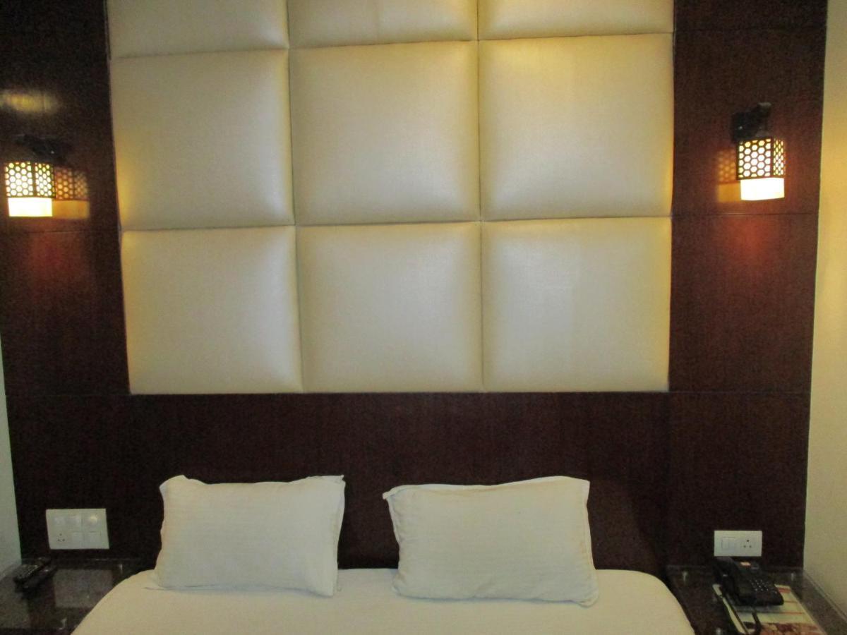 Hotel Polo Victory ชัยปุระ ภายนอก รูปภาพ