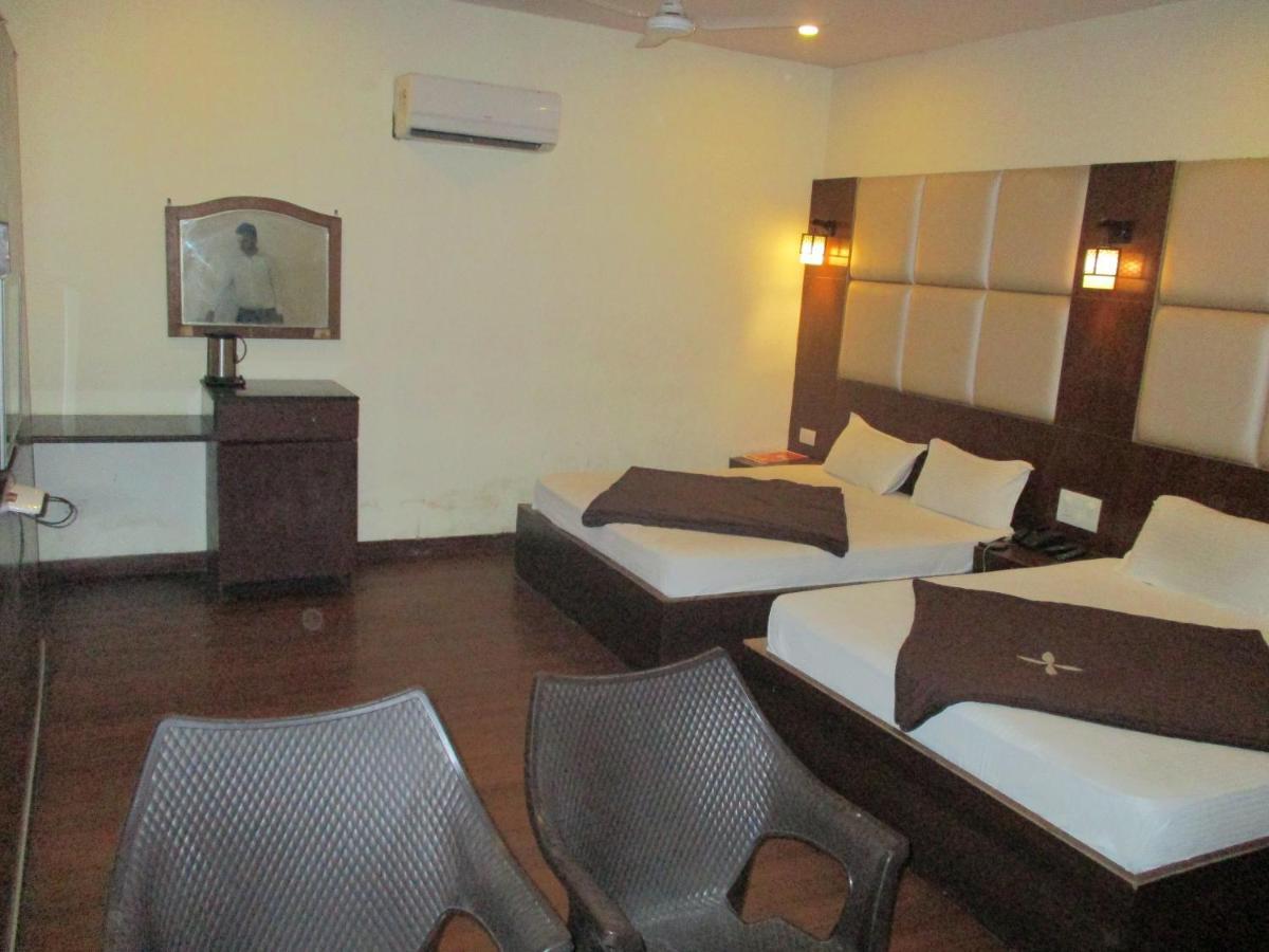 Hotel Polo Victory ชัยปุระ ภายนอก รูปภาพ
